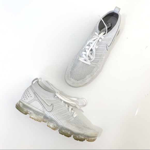 nike vapormax flyknit mens white